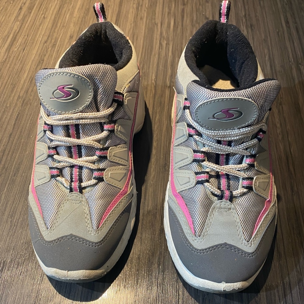 ESTATE SALE VINTAGE SPORTEK GRAY & PINK SNEAKERS THICK SOULS